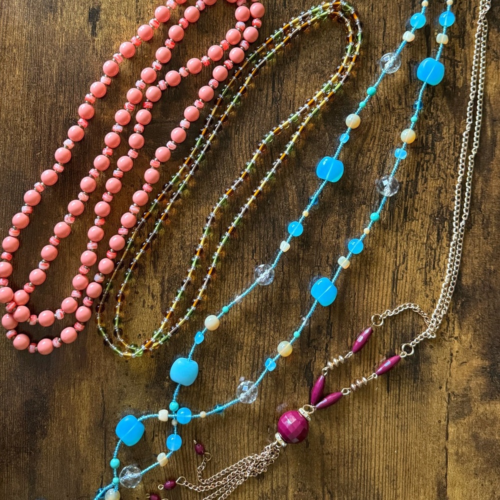 LOT of vintage jewelry. - Picture 14 of 15